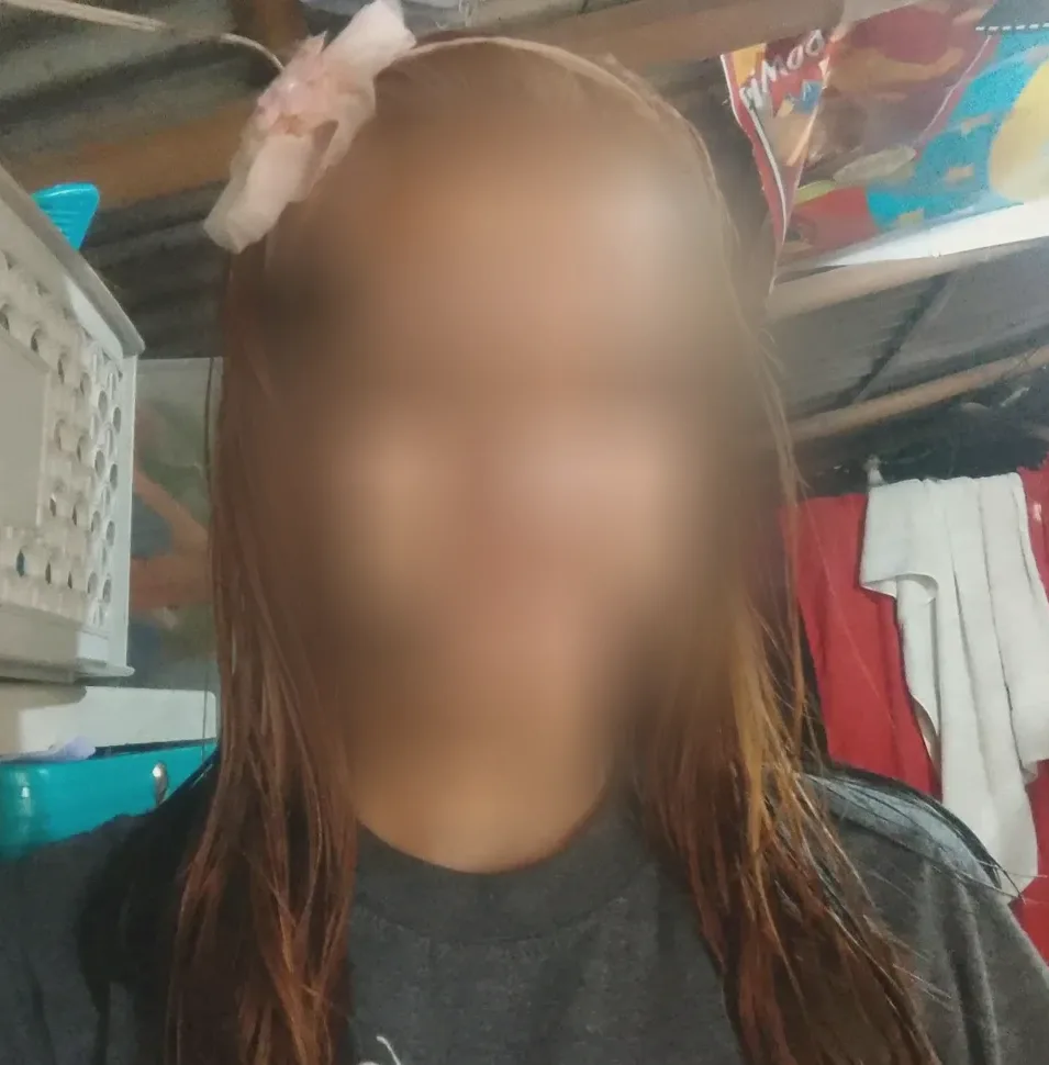 Amira, 31