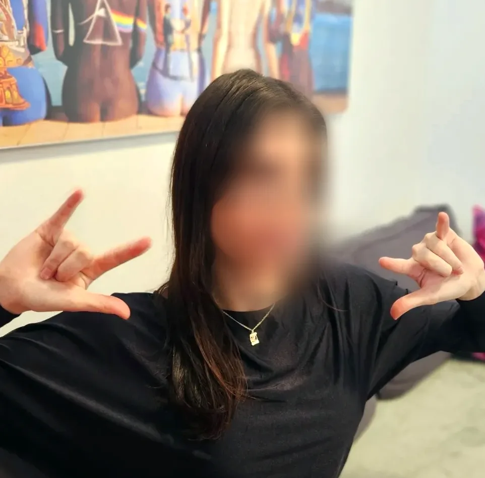 Anja, 27