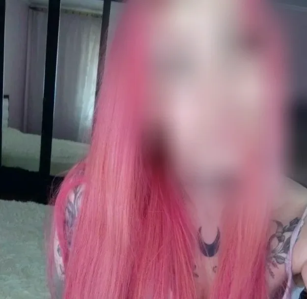 Annika, 37